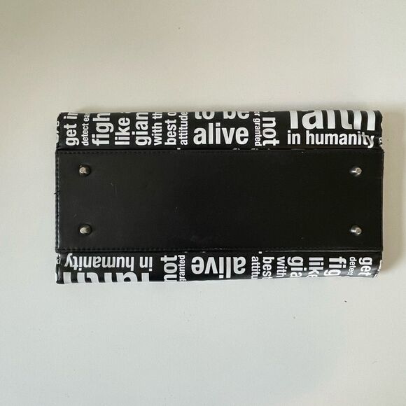 MICHE Classic Bag Shell Breast Cancer Awareness White Black Retired EUC - Picture 2 of 9